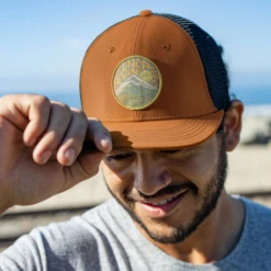 Sunday Afternoon Trucker SA PEAK -Lowan Sport TruckerSAPeak