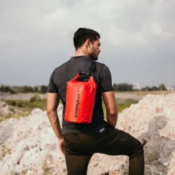Hypergear Dry Bag 10L 20 Hypergear Dry Bag 10L -Lowan Sport lifestyle 2 600x600 15e33ba7 dae8 4d8a 9b56 51a86b14b745