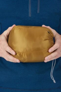 Rab Microlight Jacket - Firecracker/Red Clay -Lowan Sport qda 94 pic08 ec181751 3686 4601 8ed2 8ee4f7f9bfb0